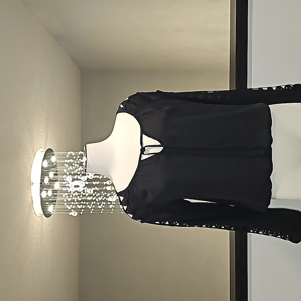 Haute Monde Lightweight Black Blouse w/ cutouts on sleeves NWOT* Size M